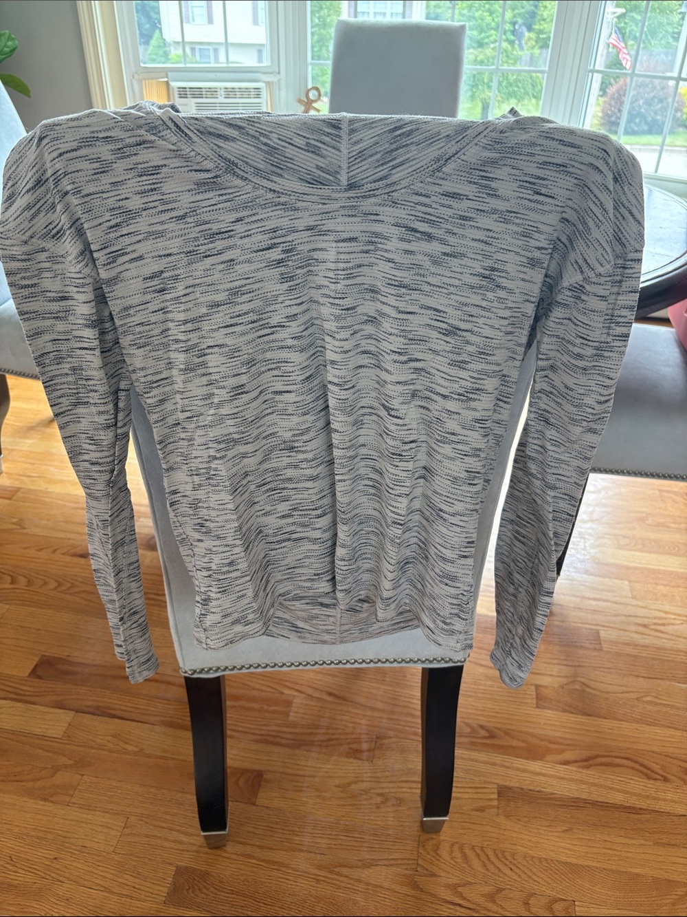 lululemon athletica Heathered Light Gray Long-Sleeve Tee